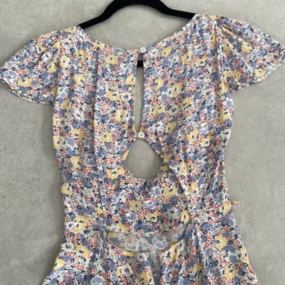 Reformation Elio Dress - Picture 5 of 7